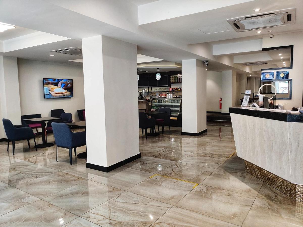 Meriton Inn Kuantan Exterior foto